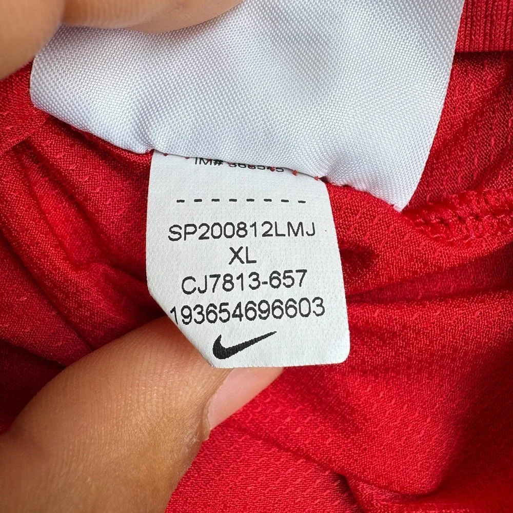 Nike Dri-Fit T-Shirt Boys XL Red White Swoosh Logo‎ Raglan Sleeve Activewear